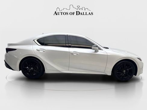 Used 2023 Lexus IS 300 w/ Comfort Package RWD image 10