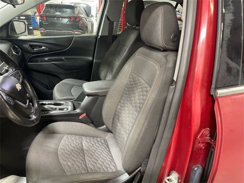 Used 2019 Chevrolet Equinox LT image 11