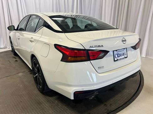 Used 2025 Nissan Altima 2.5 SR image 25