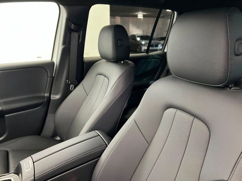 New 2026 Mercedes-Benz GLB 250 4MATIC image 16