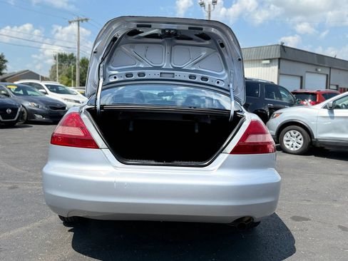 Used 2005 Honda Accord EX-L image 22