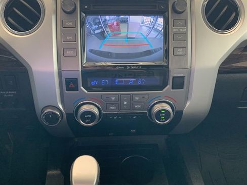 Used 2017 Toyota Tundra Limited w/ Limited Premium Package image 8
