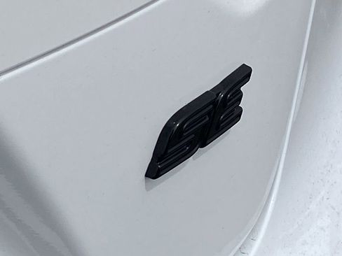 Used 2025 Toyota Corolla SE image 6