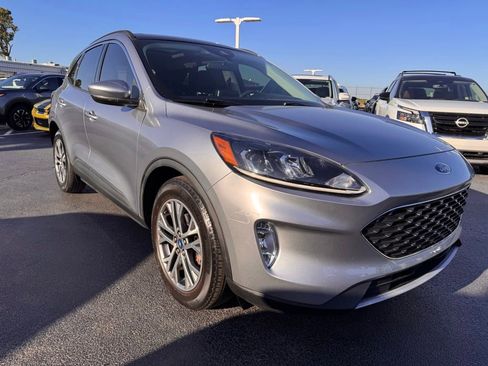 Used 2022 Ford Escape SEL FWD image 7