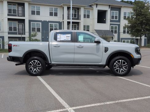 New 2026 Ford Ranger Lariat w/ FX4 Off-Road Package AWD/4WD image 3