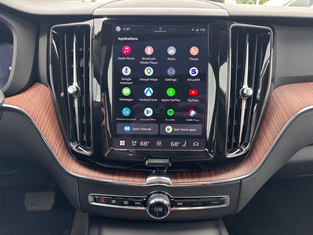 Certified 2023 Volvo XC60 B5 Plus w/ Climate Package AWD/4WD image 12