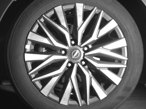 Used 2025 Nissan Altima 2.5 SV image 12