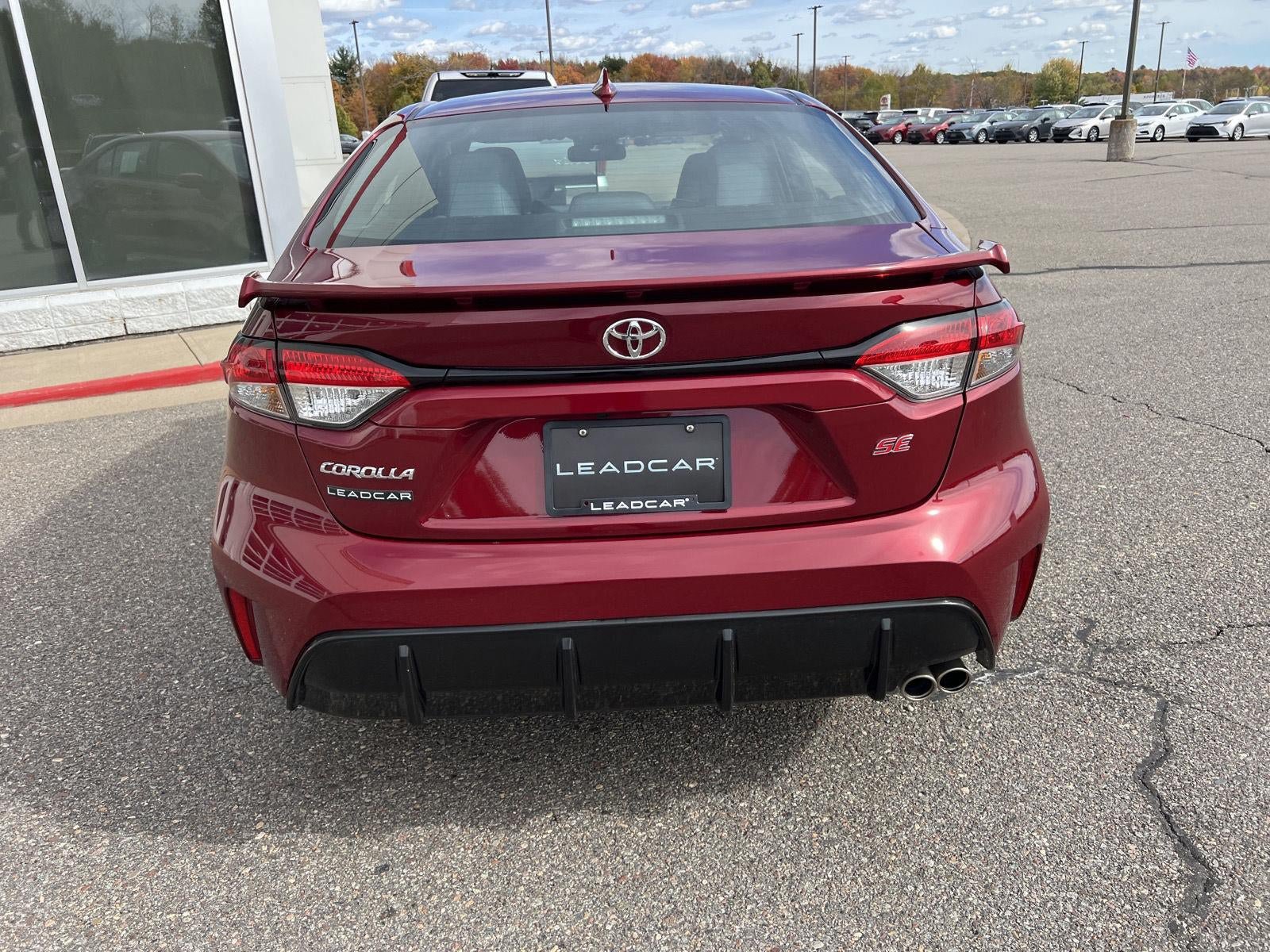 Used 2026 Toyota Corolla SE FWD image 8