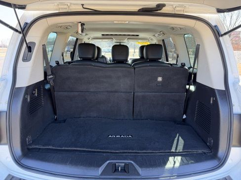 Used 2023 Nissan Armada SL image 10