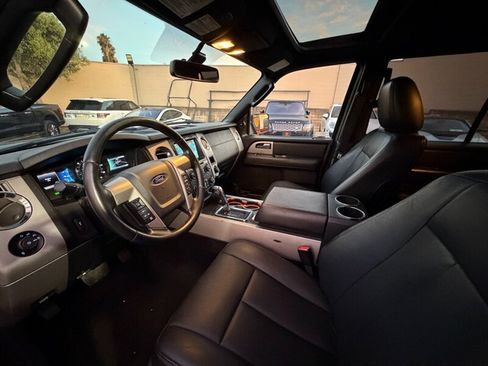 Used 2017 Ford Expedition EL Limited w/ Equipment Group 301A RWD image 23