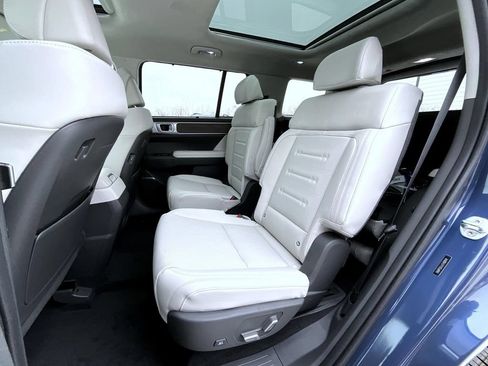 New 2026 Hyundai Santa Fe Calligraphy AWD/4WD image 11
