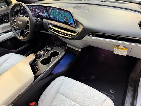 New 2026 Cadillac Lyriq Premium Luxury image 53