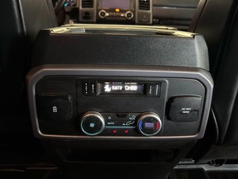 Used 2019 Ford Expedition Platinum AWD/4WD image 26