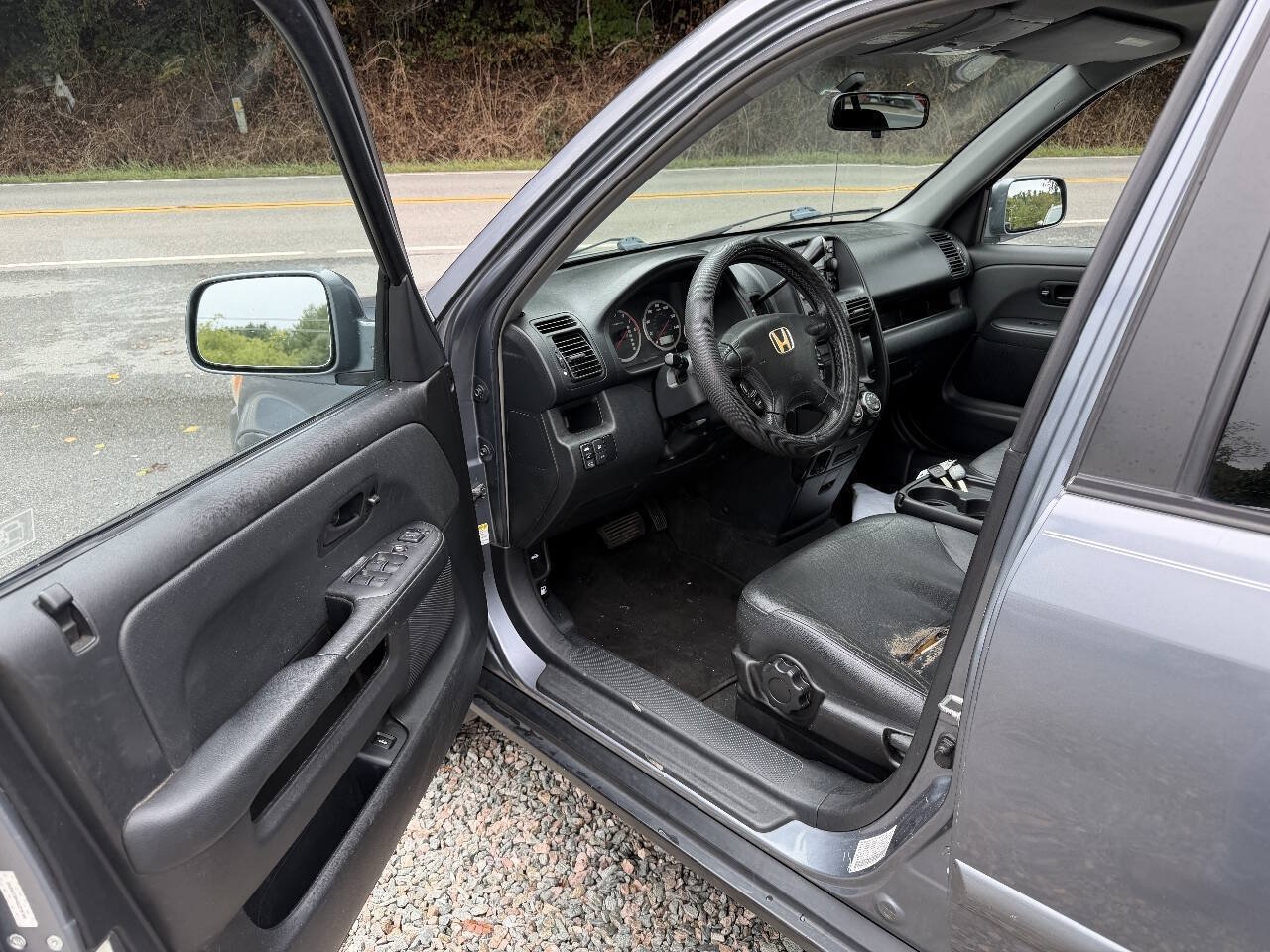 Used 2005 Honda CR-V SE image 2