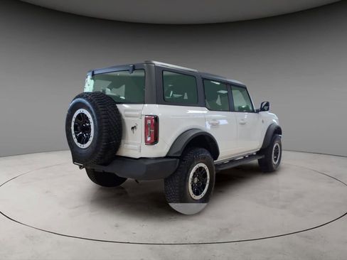 Used 2024 Ford Bronco Outer Banks w/ Sasquatch Package image 6