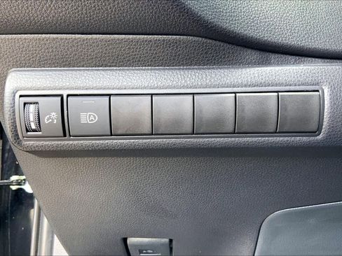 Certified 2025 Toyota Corolla LE image 33