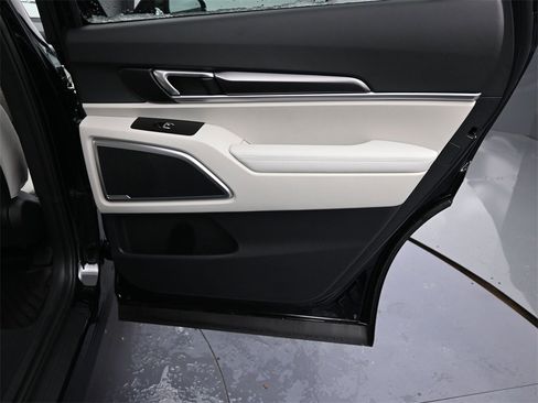 New 2025 Kia Telluride S image 20