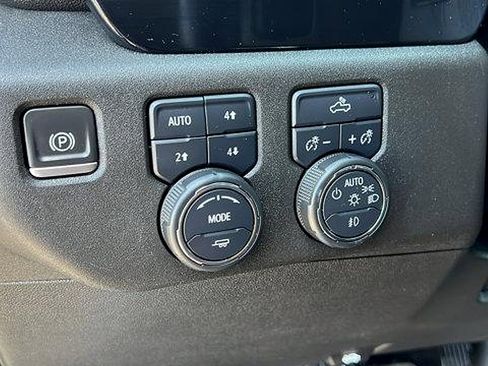 Used 2023 Chevrolet Silverado 1500 RST w/ Z71 Off-Road Package image 25