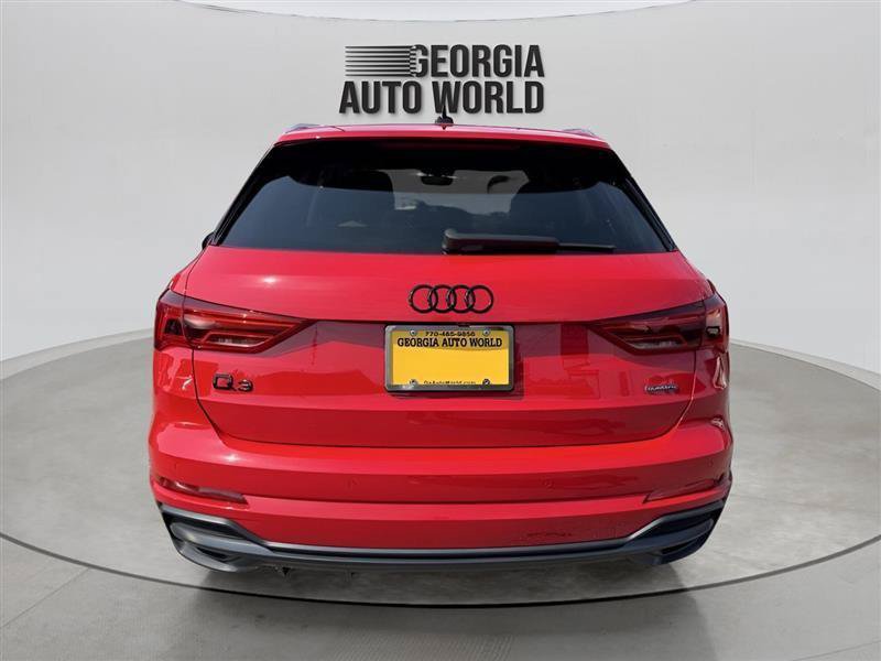 Used 2020 Audi Q3 2.0T Premium Plus w/ Premium Plus Package AWD/4WD image 14