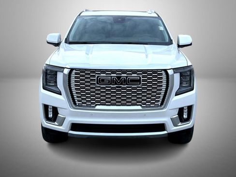 Used 2023 GMC Yukon Denali w/ Max Trailering Package image 2