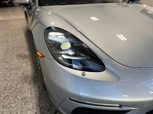 Used 2021 Porsche 718 Cayman S RWD image 43