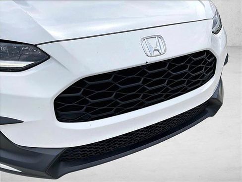 Used 2023 Honda HR-V LX image 29