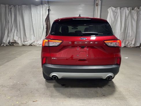 Used 2022 Ford Escape SEL image 6