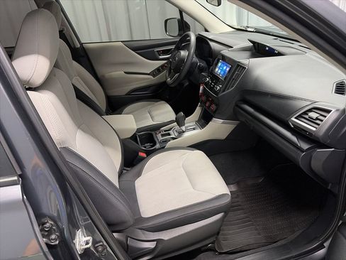 Used 2022 Subaru Forester AWD/4WD image 18