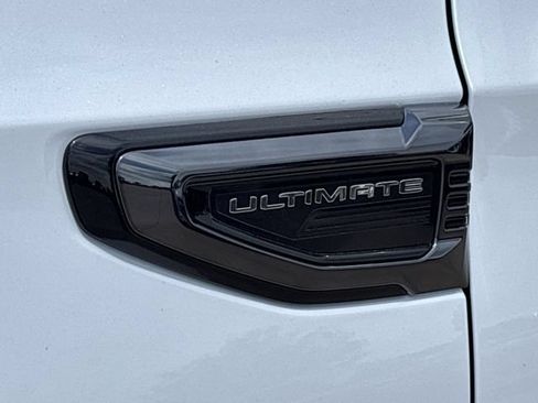 New 2026 GMC Yukon XL Denali Ultimate AWD/4WD image 11
