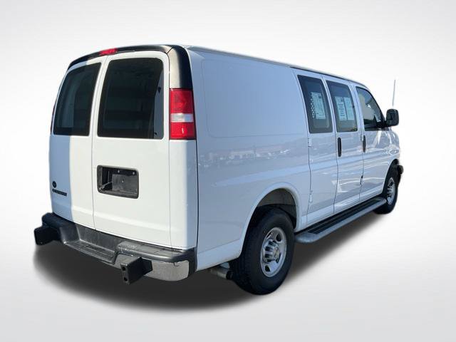 Used 2025 Chevrolet Express 2500 w/ Driver Convenience Package RWD image 20