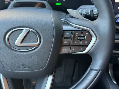 Used 2023 Lexus RX 350h w/ Cold Area Package AWD/4WD image 23