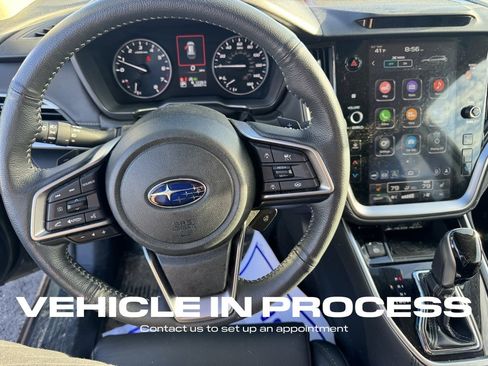 Used 2025 Subaru Outback Limited image 15