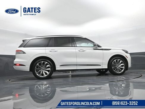 New 2026 Lincoln Aviator AWD image 45