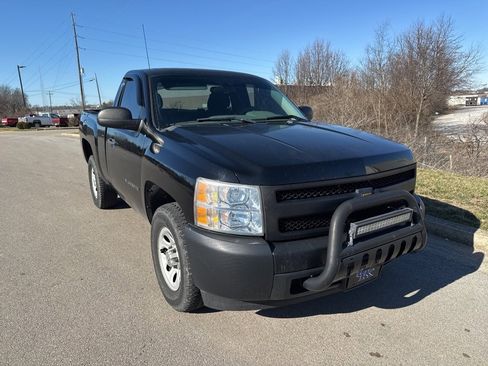 Used 2012 Chevrolet Silverado 1500 W/T image 3