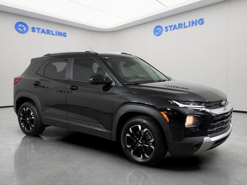 Certified 2023 Chevrolet TrailBlazer LT FWD image 12