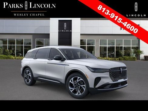 New 2026 Lincoln Nautilus Premier image 7