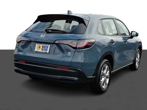 Certified 2023 Honda HR-V LX image 7