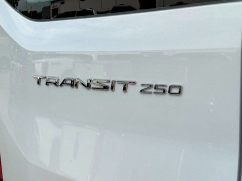 Used 2024 Ford Transit 250 Low Roof w/ Exterior Upgrade Package RWD image 15