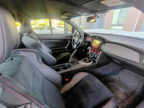 Used 2015 Subaru BRZ Limited RWD image 51