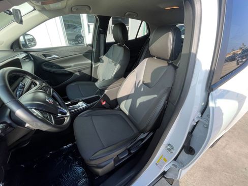 Used 2025 Buick Encore GX Preferred image 36