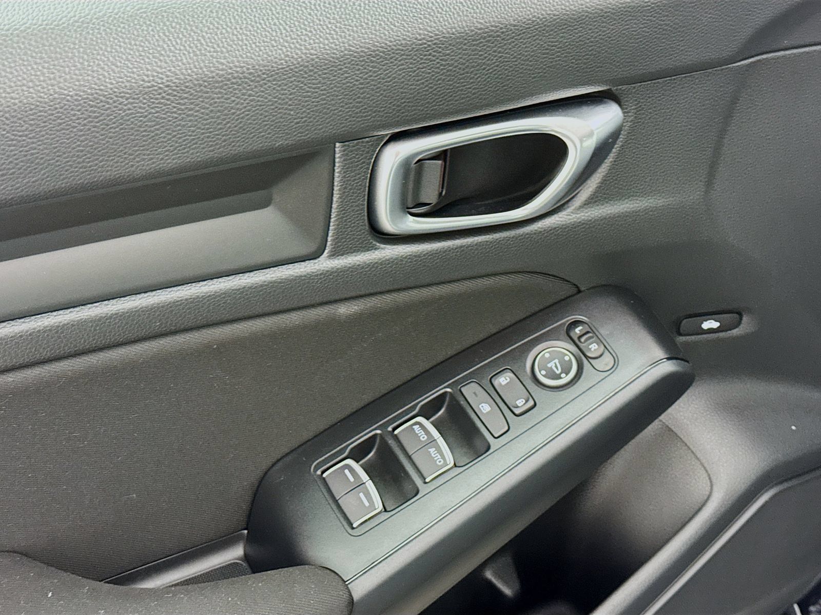 Used 2023 Honda Civic LX image 16