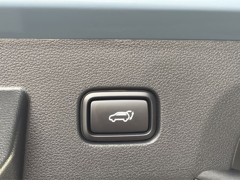 Certified 2026 Kia Sportage EX w/ EX Panoramic Sunroof Package AWD/4WD image 14