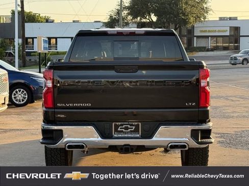 Used 2025 Chevrolet Silverado 1500 LTZ AWD/4WD image 7