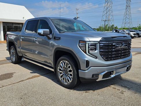 New 2026 GMC Sierra 1500 Denali Ultimate AWD/4WD image 8