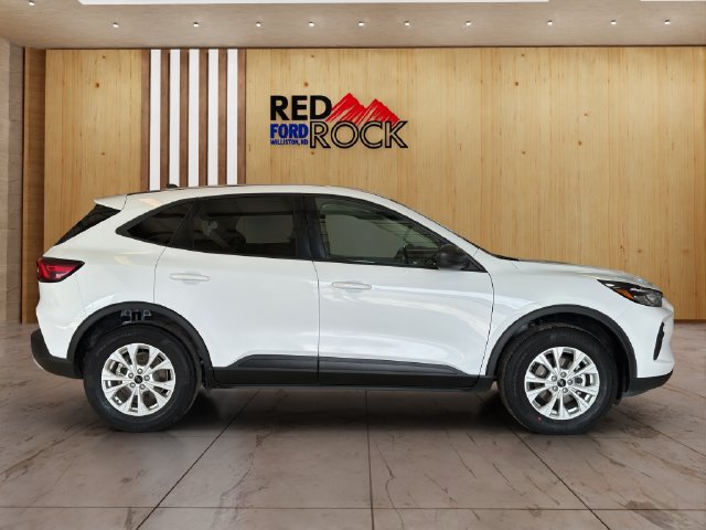Used 2025 Ford Escape Active AWD/4WD image 27
