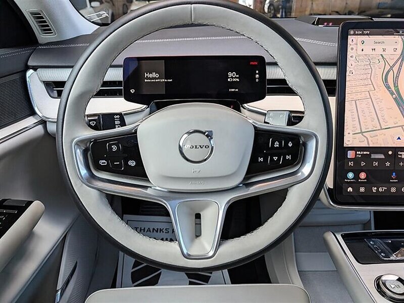Used 2025 Volvo EX90 Ultra AWD/4WD image 19