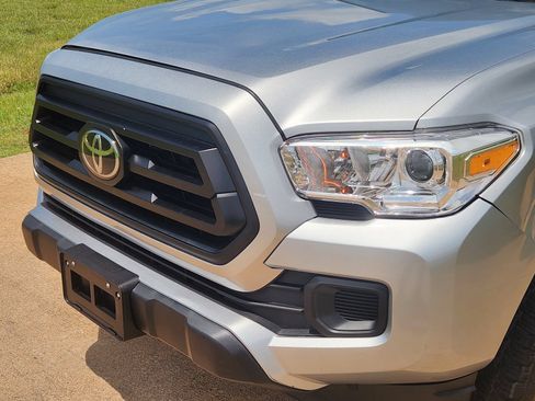 Used 2023 Toyota Tacoma SR AWD/4WD image 10