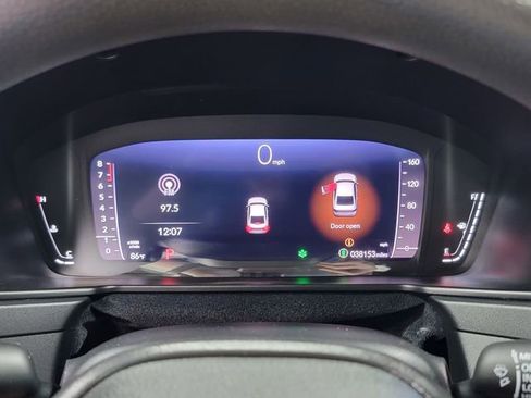 Certified 2023 Honda Accord EX image 30