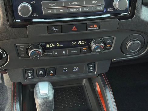 Used 2024 Nissan Frontier PRO-4X w/ Pro Premium Package AWD/4WD image 15