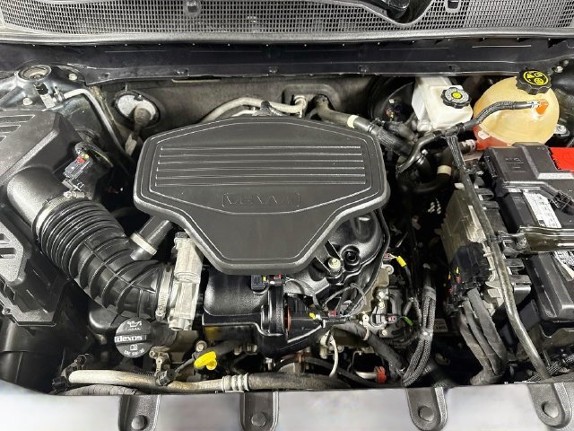 Used 2020 Chevrolet Blazer LT FWD image 38